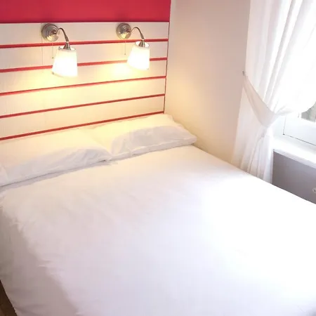 Guest house Boreal Solano *